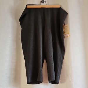 Elegant Modal Gray Women's Capris